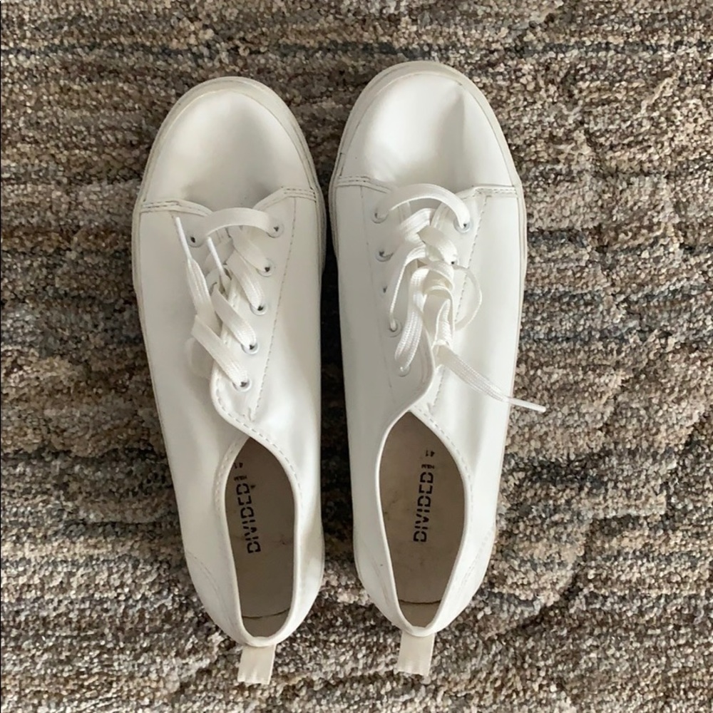 h&m white sneakers